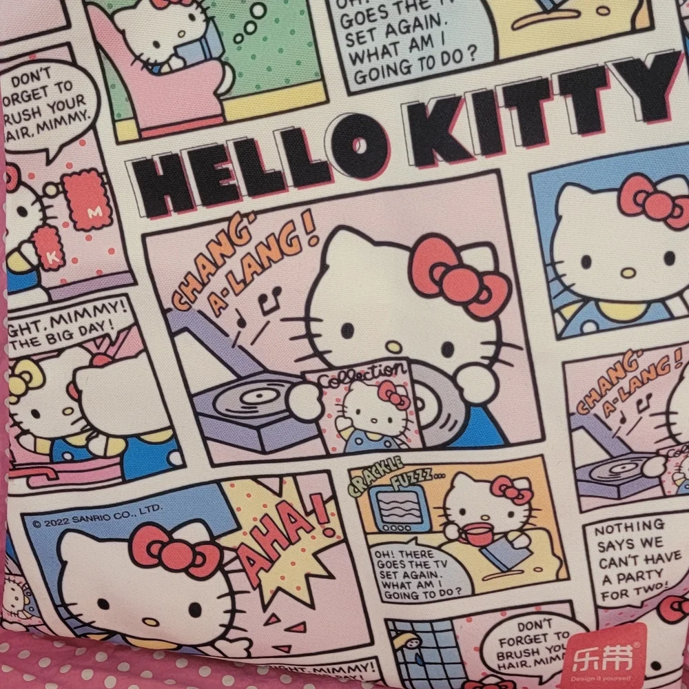 NWT HELLO KITTY Bundle - Picture 4 of 7